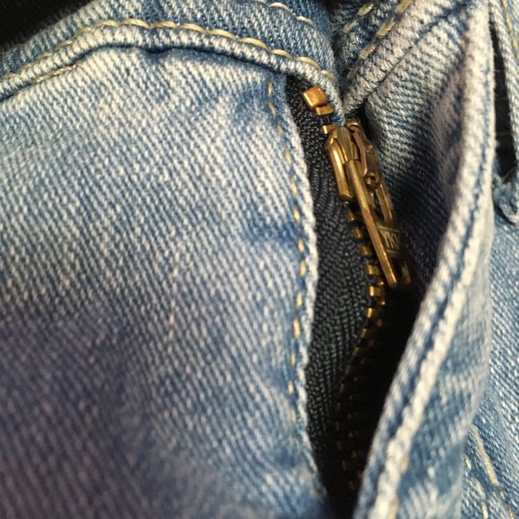 Jordache Raw Hem Denim shorts, Sequin "Hi" - size 6 - Picture 3 of 6